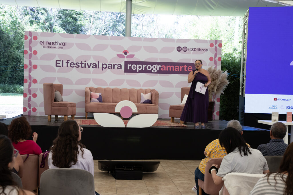 ReprogrAmarte_30Libros_20 Julio 2025_0188_RMussapp copy