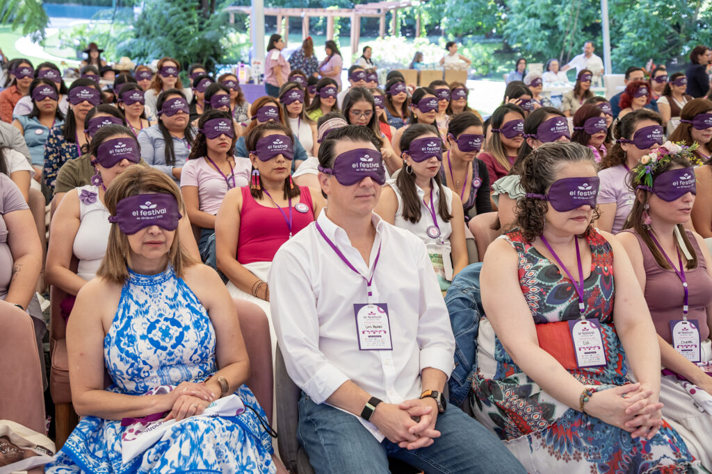 ReprogrAmarte_30Libros_20 Julio 2025_0235_RMussapp copy