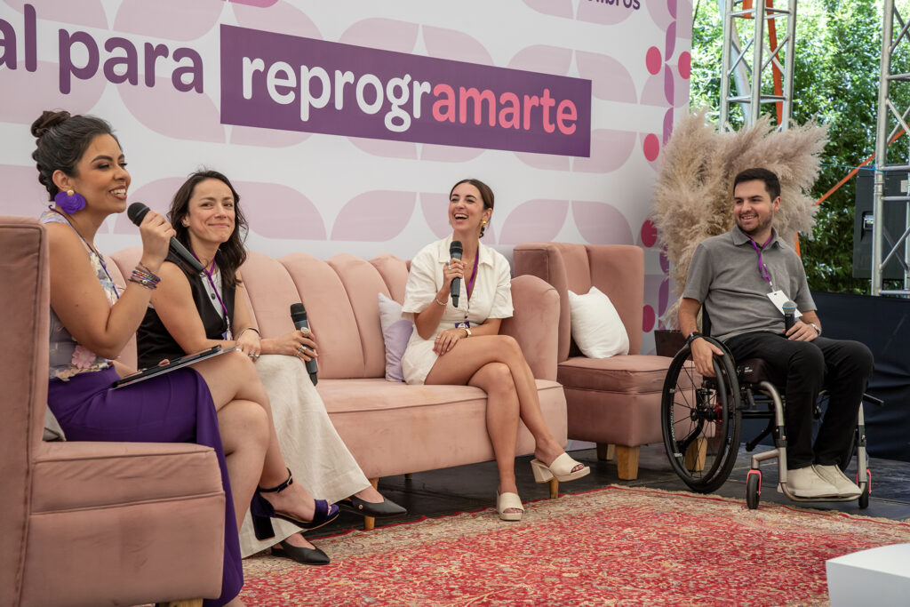 ReprogrAmarte_30Libros_20 Julio 2025_0528_RMussapp copy